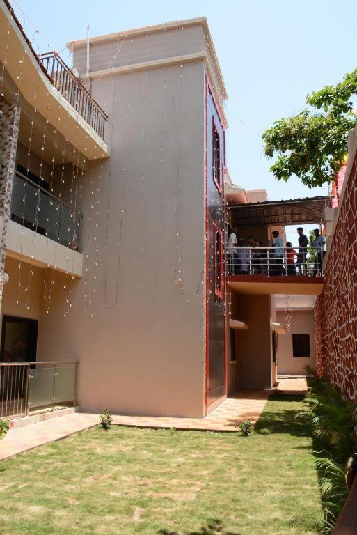 Malhar Bungalow 潘奇加尼 外观 照片