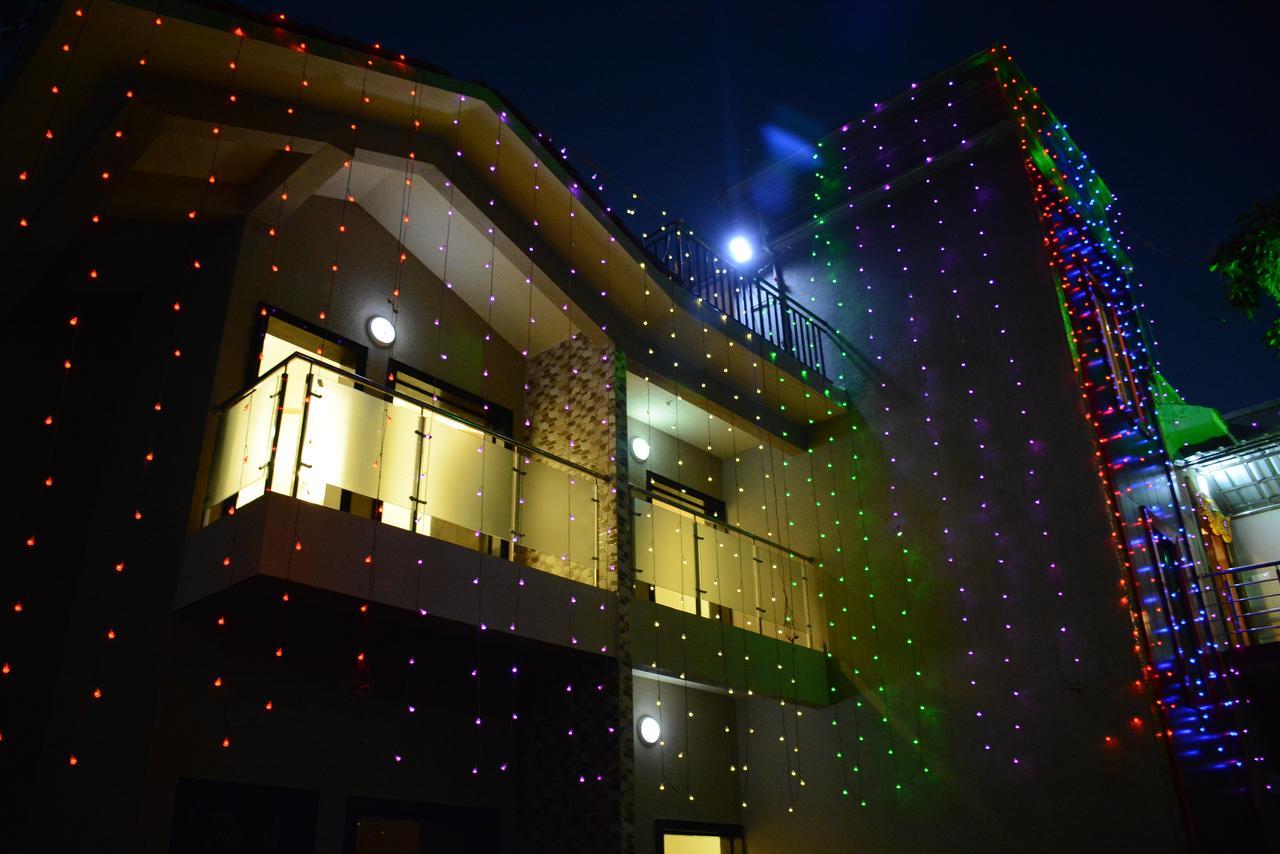 Malhar Bungalow 潘奇加尼 外观 照片