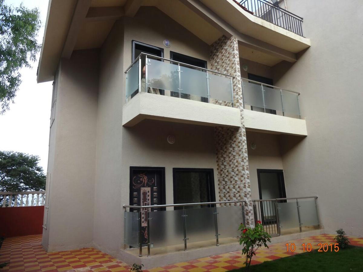 Malhar Bungalow 潘奇加尼 外观 照片
