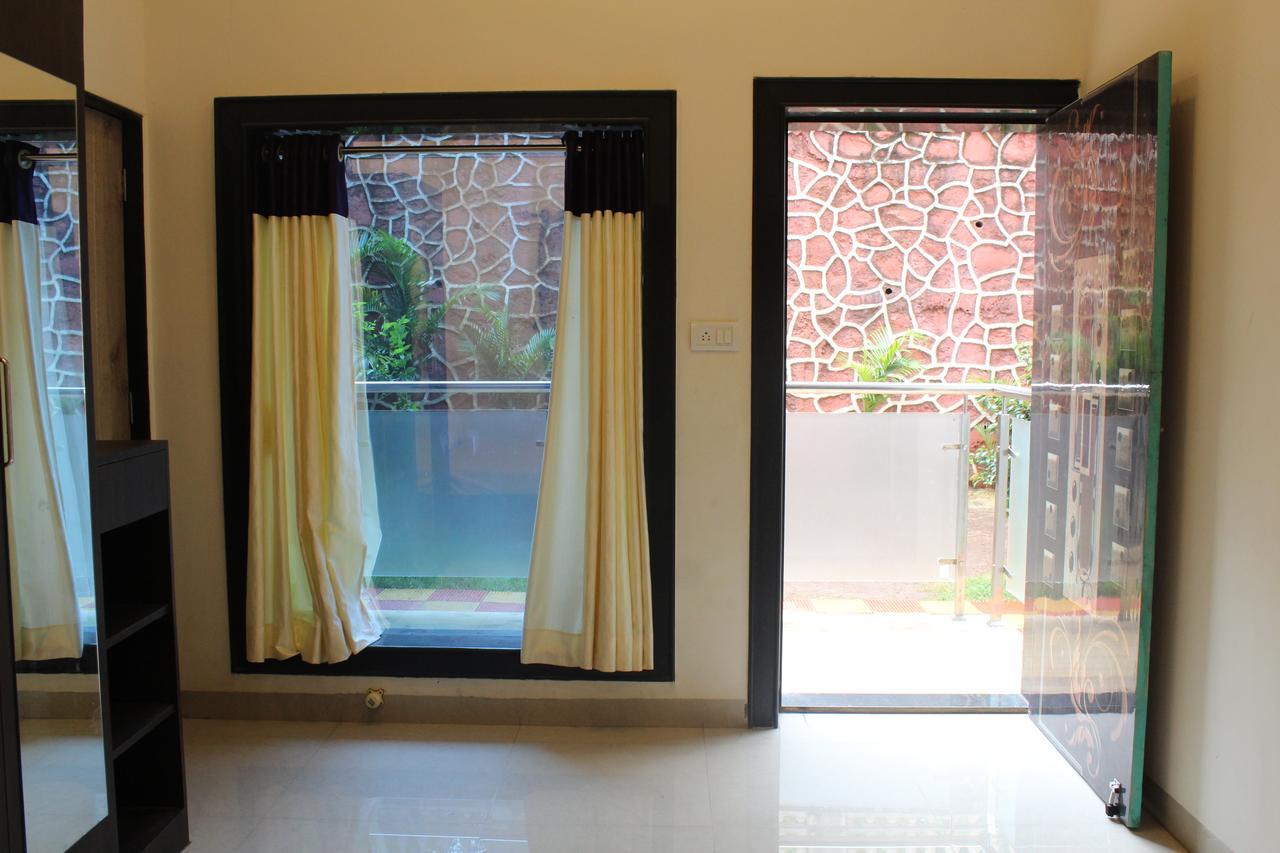 Malhar Bungalow 潘奇加尼 外观 照片