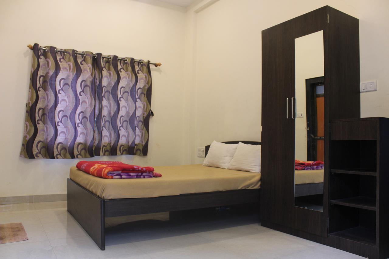 Malhar Bungalow 潘奇加尼 外观 照片